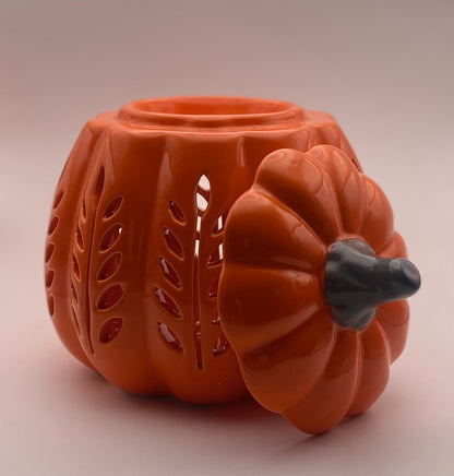 Citrouille orange ajourée